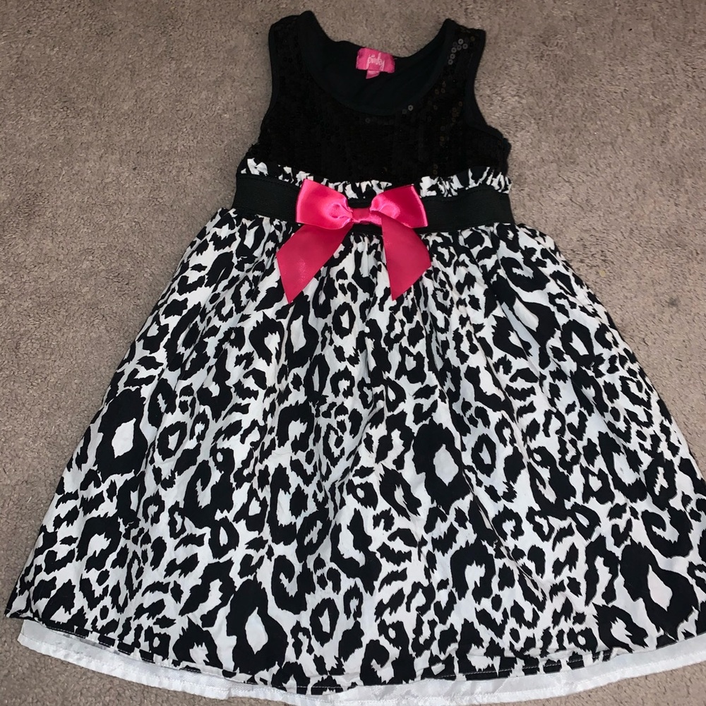 EUC Dress - Size 6